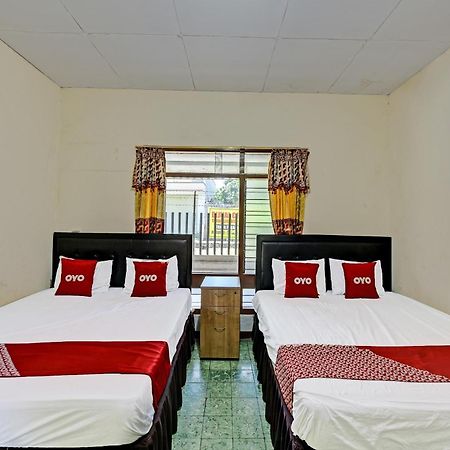 Oyo 90443 Hotel New Kartika In Cilopadang Eksteriør bilde