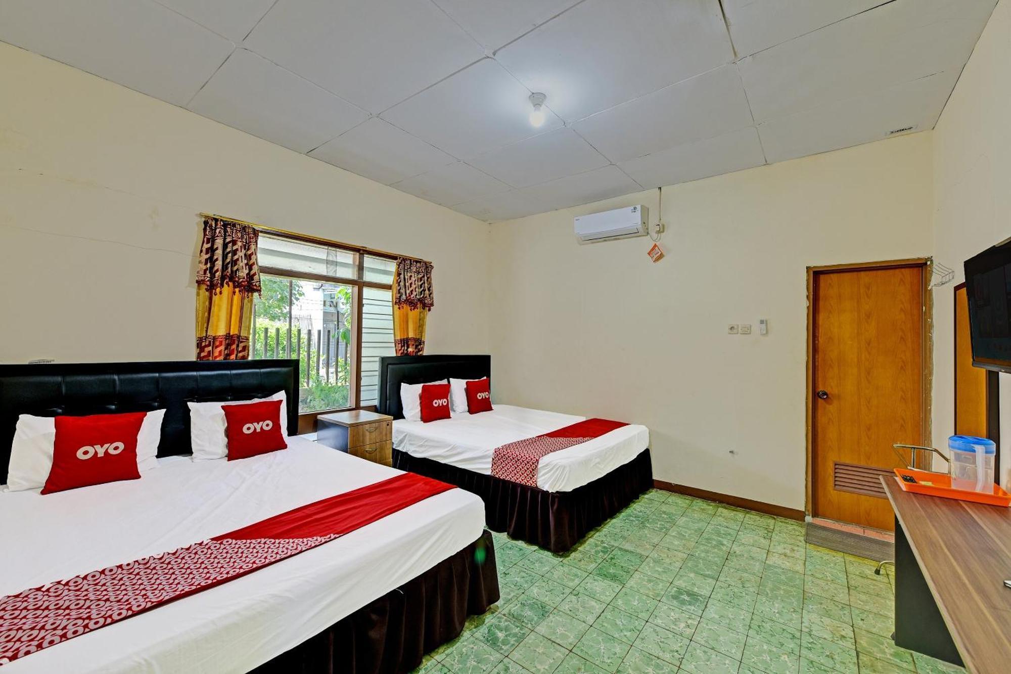 Oyo 90443 Hotel New Kartika In Cilopadang Eksteriør bilde
