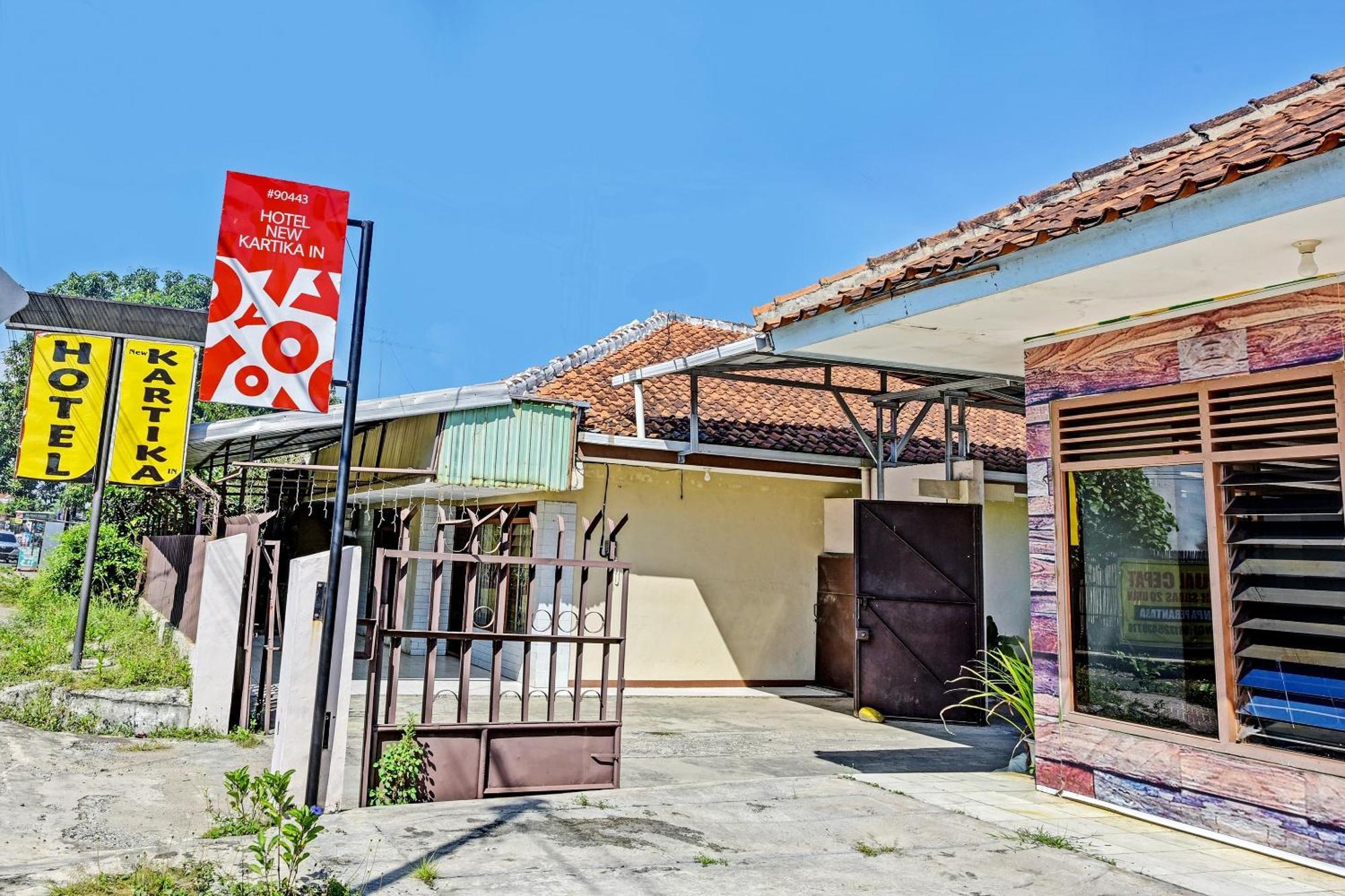 Oyo 90443 Hotel New Kartika In Cilopadang Eksteriør bilde